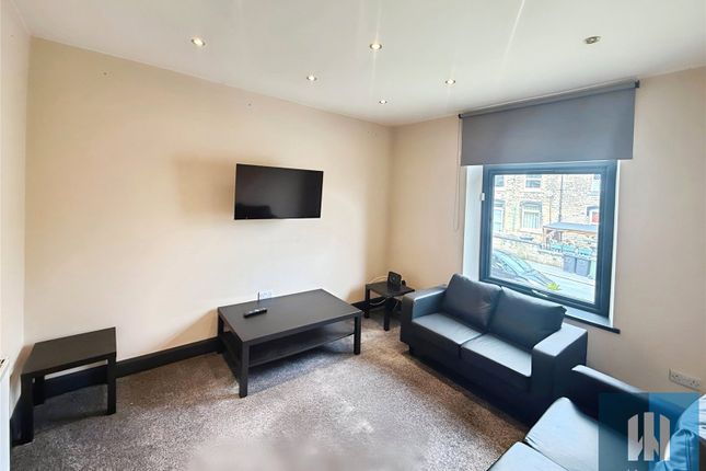 Orchard Terrace, Huddersfield photo 3