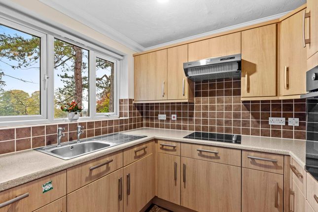 28 Windsor Lodge Wellington Avenue, Princes Risborough photo 4