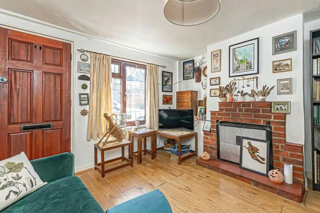 26, Albert Street, Tring photo 2