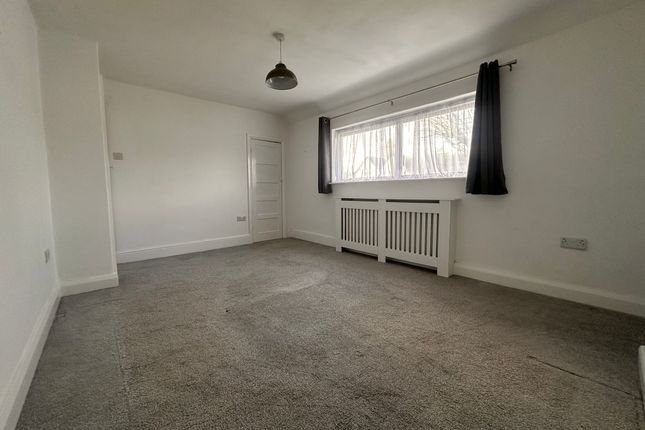 21, Eastbourne Road, Pevensey photo 3