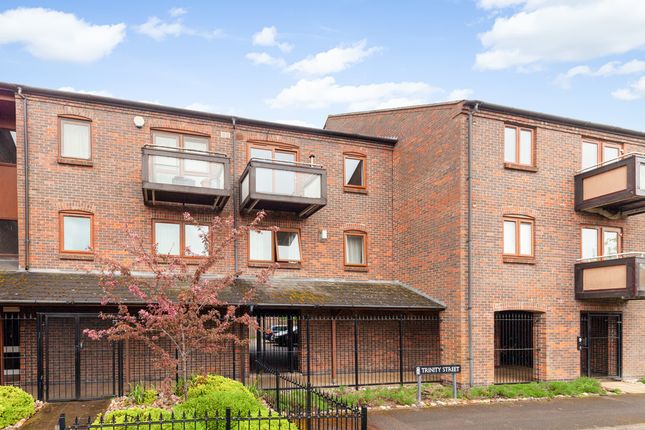 Rivercourt - Front Shot