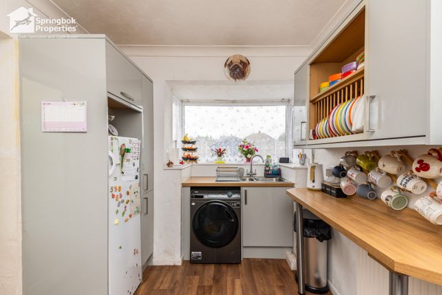 44, Dove Crescent, Harwich photo 4