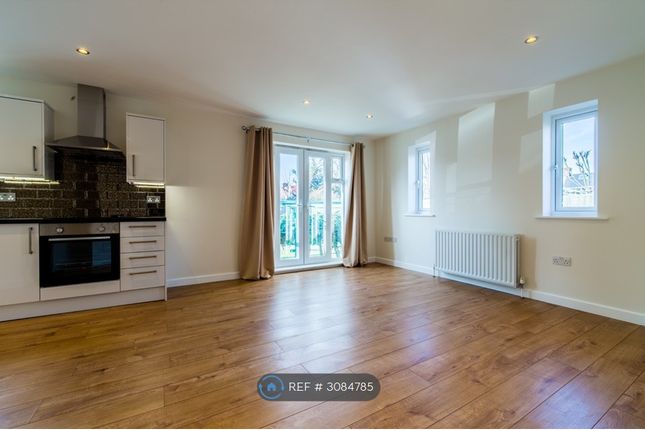 Ludlow Court St Marks Place, Dagenham photo 3
