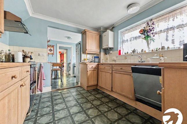 241, Beacon Road, Kent photo 4