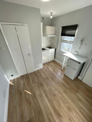 Newly Refurbished Studio Flat In The Heart Of Camden