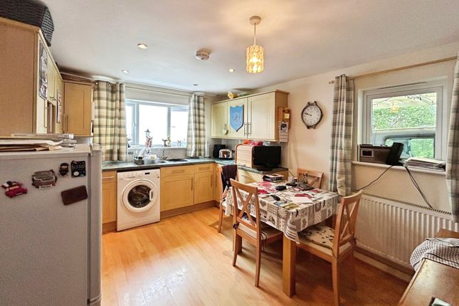 2 Queensway Mews, Hayle Cornwall, Cornwall photo 4