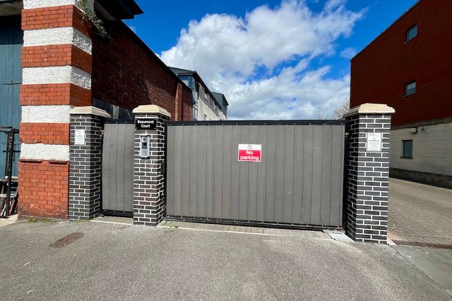 Flat for sale in Avonmouth Road, Bristol