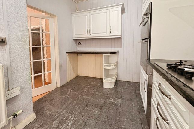 20, High Street, Maesteg photo 3