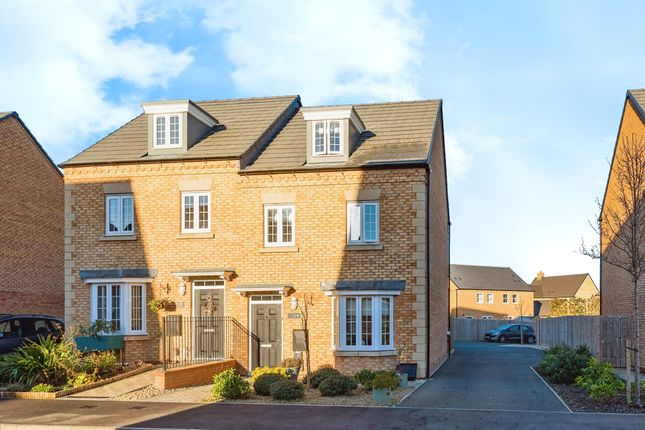 Thumbnail Semi-detached house for sale in Heron Drive, Witney