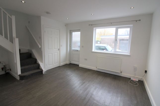 2B East Avenue, Caerphilly photo 3