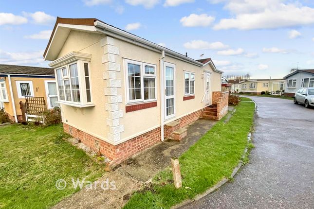 Four Horseshoes Park, Seasalter Road, Faversham photo 2