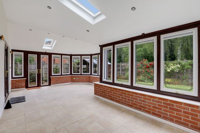 24 Broadstone Close, Nottingham photo 4