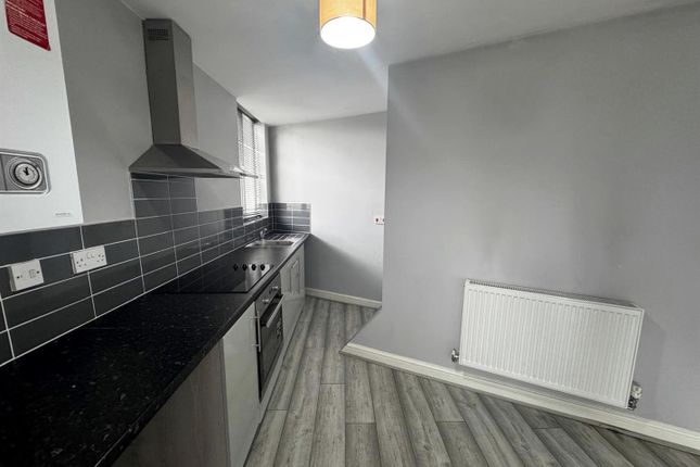 Flat 2F,, Old Fallow Road, Cannock photo 5