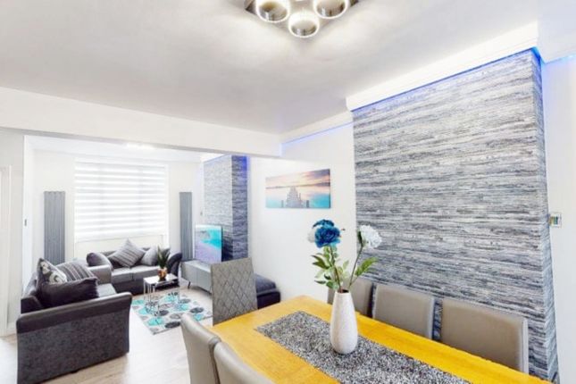 Modern 3 Bedroom House