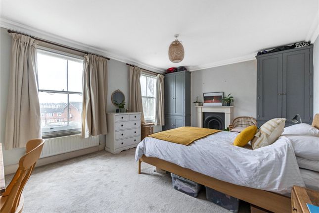 Flat for sale in Shardeloes Road, London