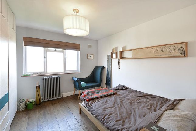 Thumbnail Flat to rent in Pitfield Street, Shoreditch