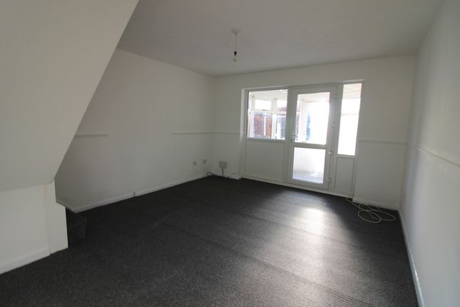 91, Dunlin Drive, Kidderminster photo 3
