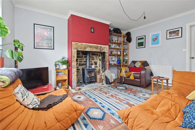 2, St. Johns Place, West Yorkshire photo 2