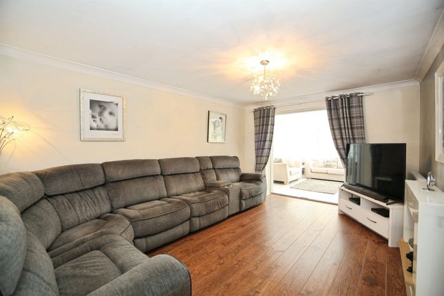 19, Coed-Y-Graig, Hengoed photo 2