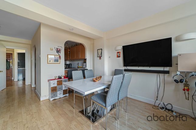 86 Wapping Lane, London photo 4