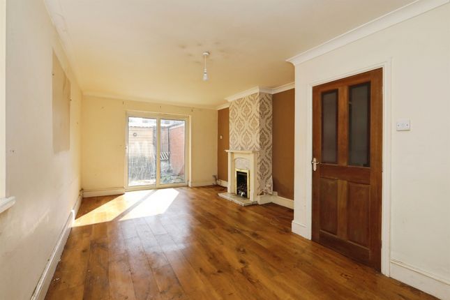 76, Queen Street, Doncaster photo 3