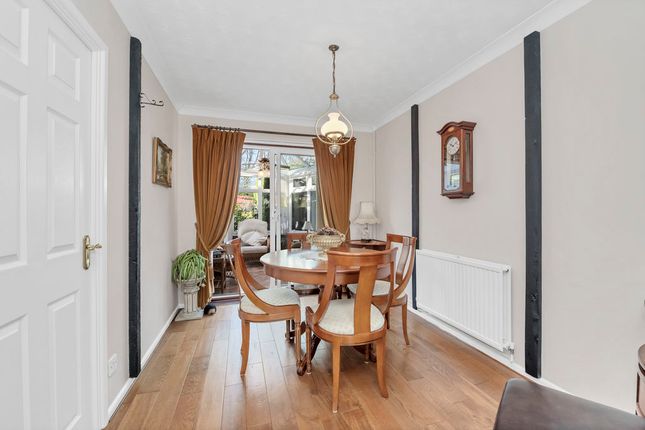 61, Scarlin Road, Bury St. Edmunds photo 4