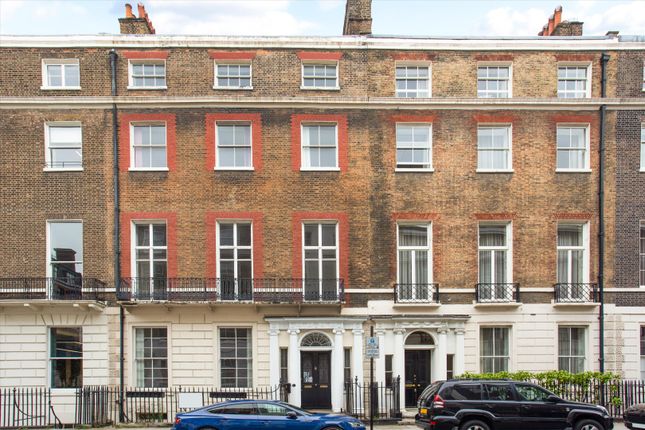 Town house for sale in Mansfield Street, London