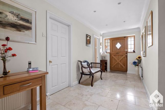 Bungalow for sale in St. Stephens Manor, Cheltenham