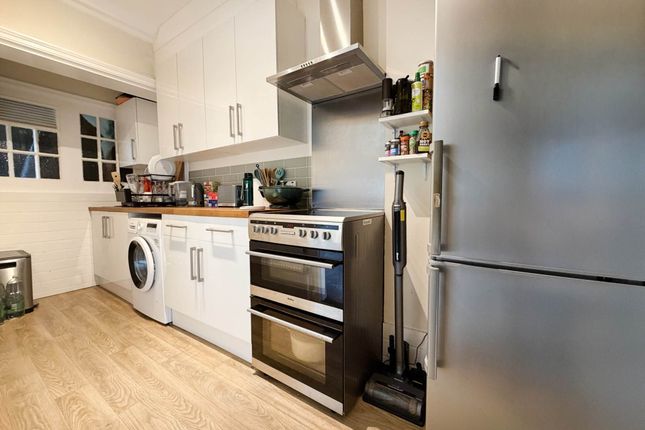 Flat 7 East Court, Abbey Road, Sheringham photo 4