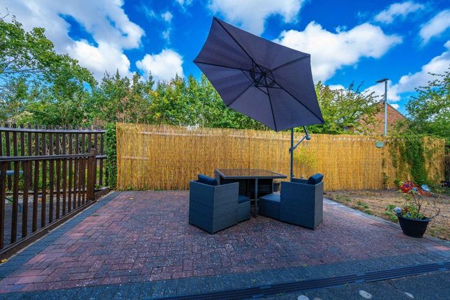 15, Ploughmans End, Welwyn Garden City photo 4