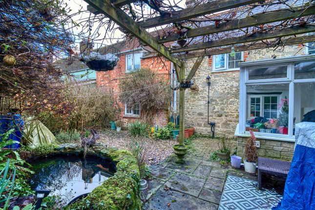 10, Tout Hill, Shaftesbury photo 3