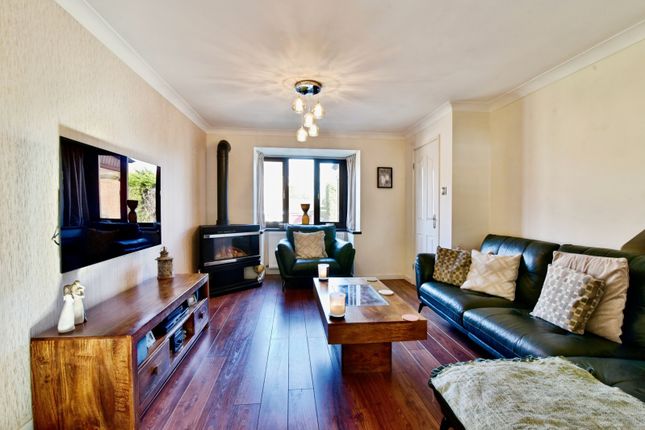 1, Kildonan Grove, Sheffield photo 3