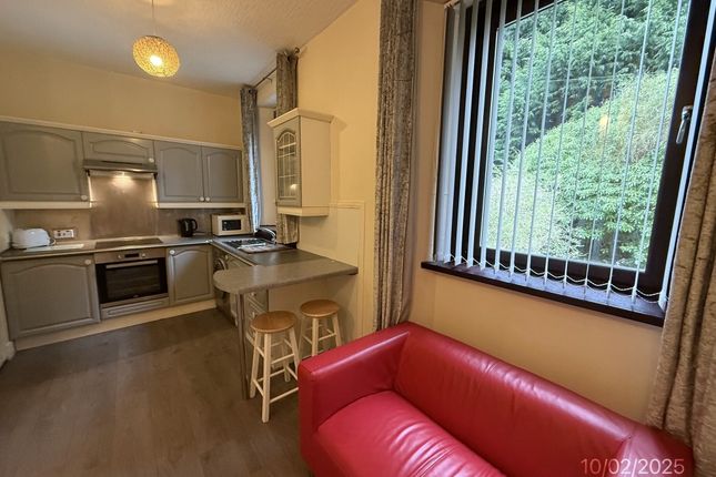 Lounge/Kitchen/Bedro