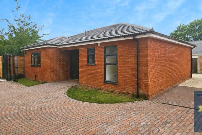 3-bed house on 50A, Colchester, £2,400/mo