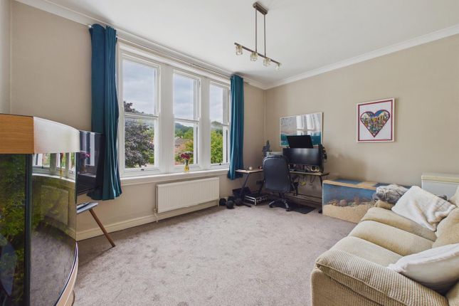 Flat 10, Summerfield Court, 141 Worcester Road, Malvern photo 2