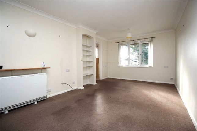 28, Adams Way, Alton photo 3