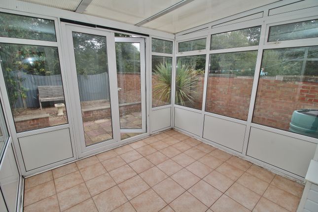 201, Winterslow Drive, Havant photo 4