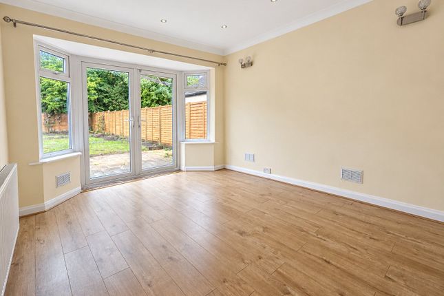 Coniston Road, Woking photo 2