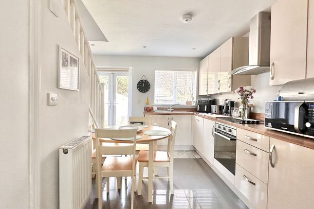 5, Clarence Gardens, Bexhill-on-Sea photo 2