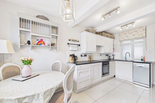 8 Westfield, Curry Rivel photo 4