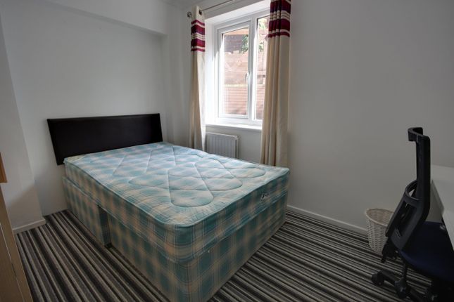 A Bright And Spacious Double Bedroom With Ample Na...