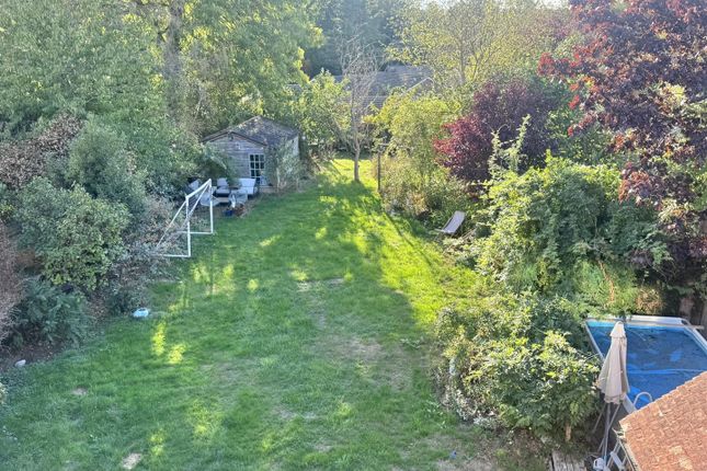 44, Wendan Road, Newbury photo 2