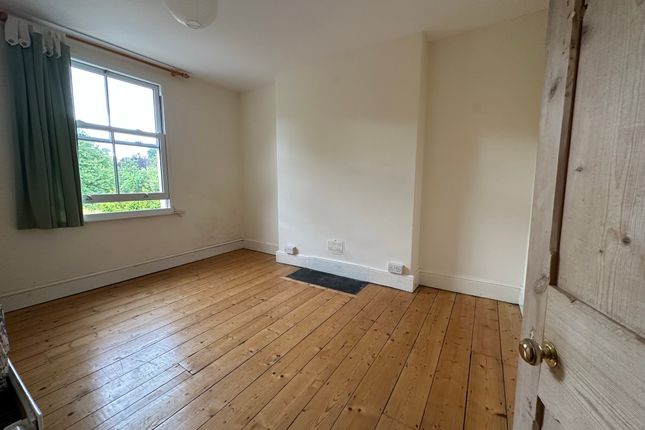 End terrace house to rent in Mantle Street, Wellington