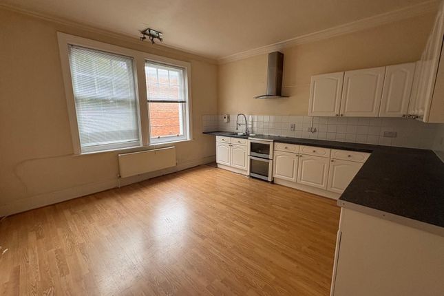 Flat 2 2 Bolsover Road, Eastbourne photo 4