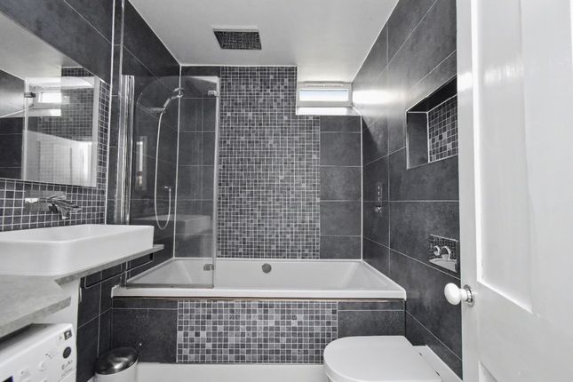 46 North Street, Okehampton photo 3