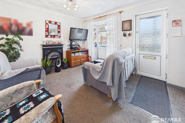 17, Lodge Road, Harwich photo 2