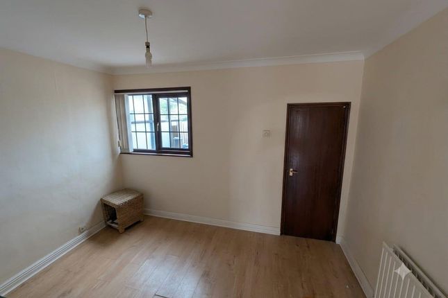 30, Hartington Street, Chatham photo 5