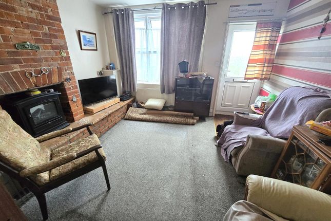 2 Seamans Cottages, Sidegate Road, Great Yarmouth photo 4