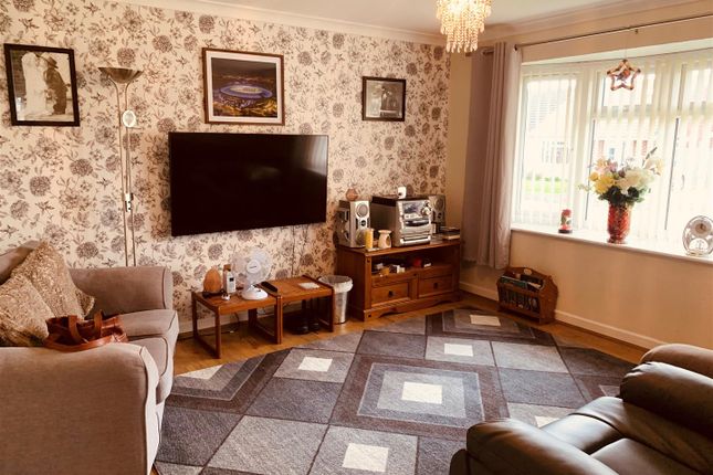 2-bed house on 15, Mccreath Close, Bridgwater, £299,950