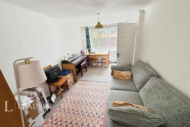 60, Derwent Close, Derwent Close photo 3